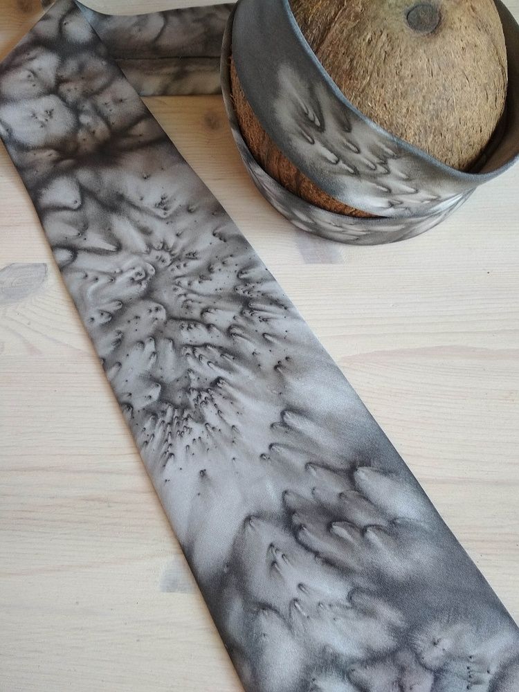 Hedvábná kravata - Holubí perutě Batitex - modní trička, mikiny, šátky, šály, kravaty
