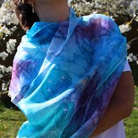 Hedvábná malovaná šála - Hnízdečka jara Batitex - malovaná, batikovaná trička, mikiny, hedvábné šátky, šály, kravaty