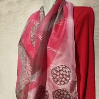 Hedvábná malovaná šála - Procházka růžovým sadem 2 Batitex - malovaná, batikovaná trička, šaty, mikiny, šátky, šály, kravaty
