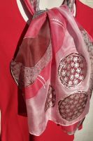 Hedvábná malovaná šála - Procházka růžovým sadem Batitex - malovaná, batikovaná trička, šaty, mikiny, šátky, šály, kravaty
