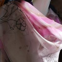 Hedvábný malovaný šátek - Nádech a výdech červánků