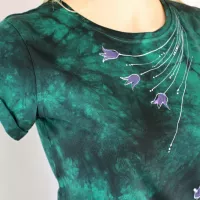 Tričko šaty - Z luhů a hájí Batitex - malovaná, batikovaná trička, mikiny, hedvábné šátky, šály, kravaty Tričko šaty - Z luhů a hájí Batitex - malovaná, batikovaná trička, mikiny, hedvábné šátky, šály, kravaty