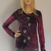 Malované batikované tričko - Ve znamení růžové Batitex - malovaná, batikovaná trička, šaty, mikiny, šátky, šály, kravaty Malované batikované tričko - Ve znamení růžové Batitex - malovaná, batikovaná trička, šaty, mikiny, šátky, šály, kravaty