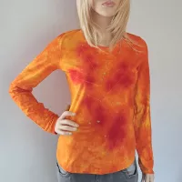 Malované batikované tričko - Podzimní rozšáda Batitex - malovaná, batikovaná trička, šaty, mikiny, šátky, šály, kravaty Malované batikované tričko - Podzimní rozšáda Batitex - malovaná, batikovaná trička, šaty, mikiny, šátky, šály, kravaty