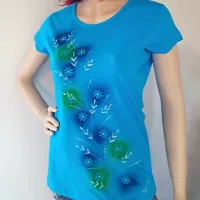 Dámské malované tričko - Nebe bez mráčku | velikost XS, velikost S, velikost M, velikost L, velikost XL, velikost 2XL