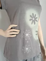 Dámské malované tričko - Skromnost ji sluší Batitex - modní trička, mikiny, šátky, šály, kravaty