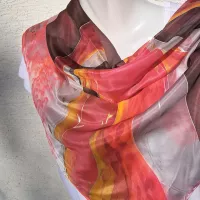 Hedvábný šátek 2v1 - Když zelenou oranžová střídá Batitex - malovaná, batikovaná trička, šaty, mikiny, šátky, šály, kravaty Hedvábný šátek 2v1 - Když zelenou oranžová střídá Batitex - malovaná, batikovaná trička, šaty, mikiny, šátky, šály, kravaty